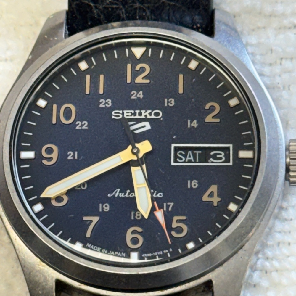Seiko Black and Gold Automatic Watch